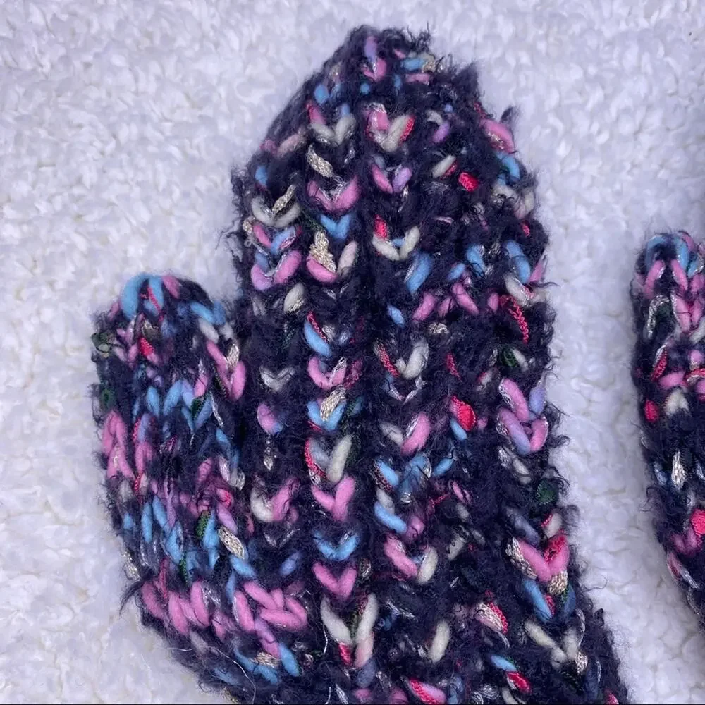 Melrose and Market Black Multicolor Knit Gloves